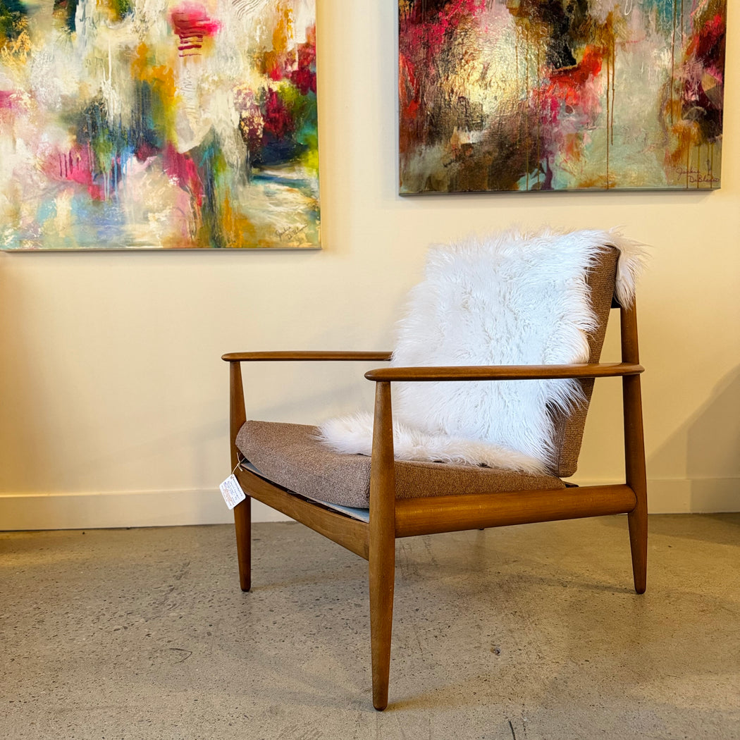 SALE • Grete Jalk Chair