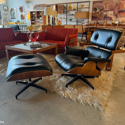 Eames Chair + Ottoman