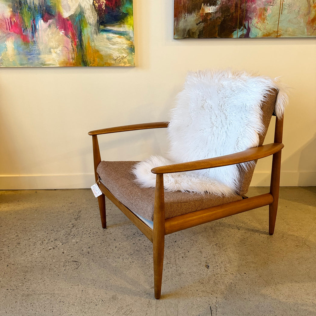 SALE • Grete Jalk Chair