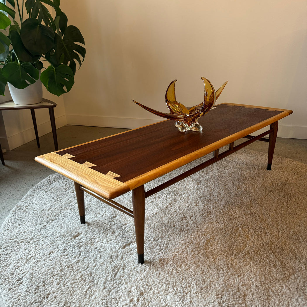 Lane Acclaim Coffee Table